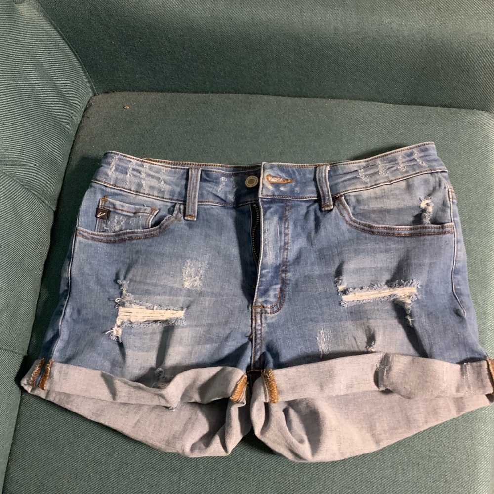 Blue JEAN Shorts!!